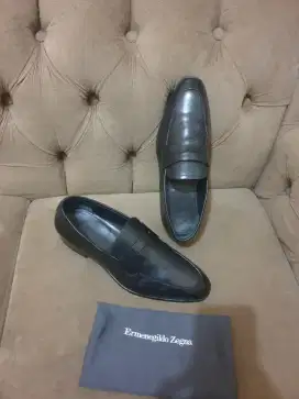 Mulus .authentic sepatu .pantofel ermenegildo zegna size 42