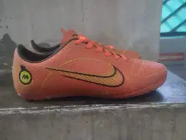 Sepatu Futsal Nike