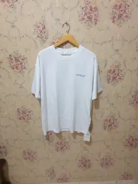 Mulus .authentic kaos .shirt  off white size L