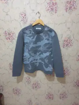 Mulus .authentic kaos .sweater valentino size L