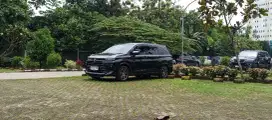 Menerima sewa mobil + driver
