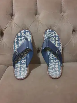 Mulus .authentic sandal louis vuitton .lv size 42