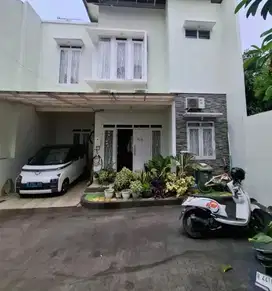 Turun harga 1.6 jadi 1.35 M. Grab it fast…rumah asri dlm cluster