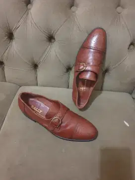 Mulus .authentic sepatu .pantofel bally size 43