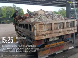 Jasa buang puing tanah