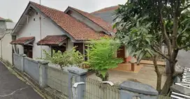 Dijual Rumah Komplek Perumahan Kebun Raya