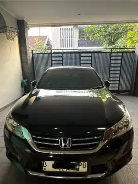 Honda Accord VTI-L 2014