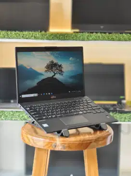 Laptop siap dibawa ngapain aja slim mulus no minus nih