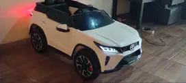 Mobilan aki fortuner manual pedal & remot