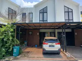 Rumah depan tanah kosong, 2 lt Citra Garden Puri