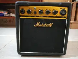 Siap Pakai Suara Gahar
Ampli Gitar 2 Input
Power 25Watt