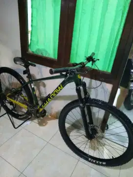 Sepeda MTB United Shadow Nagato Size M 29er (tb165-175)