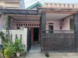DI JUAL RUMAH DI PERUMAHAN POLIMER BEKASI TIMUR