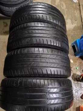 Bridgestone alenza runflat 235 50 R20