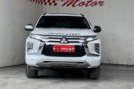 Mitsubhisi Pajero Dakar 4x2 AT 2023 Putih