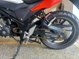 CB150R TAHUN 2014 MERAH PUTIH