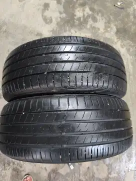 Dunlop LM 225 55 R17
