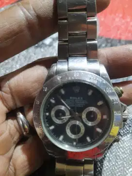 Jam tangan merk Rolex