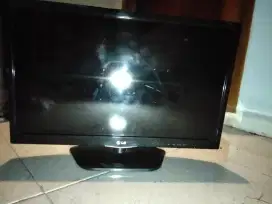 **TV LED LG 24 inch (24LN4100) – Rusak, Dijual Apa Adanya**