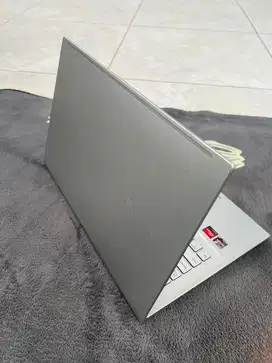 laptop asus vivobook