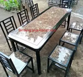 Meja makan bahan besi