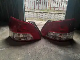 Lampu belakang vios 2009