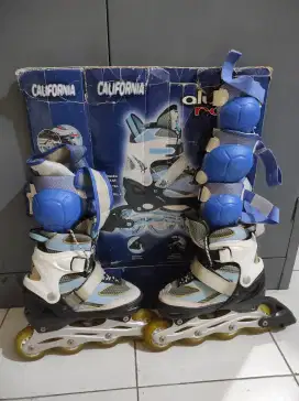 Sepatu roda merk racer skaters