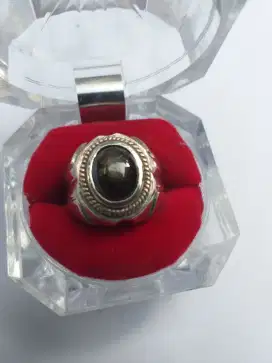 Cincin perak batu black safir