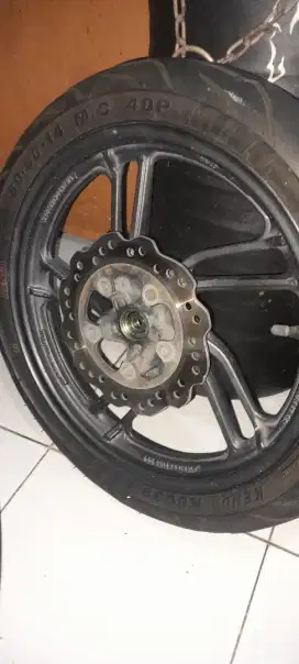 velg vario 150.