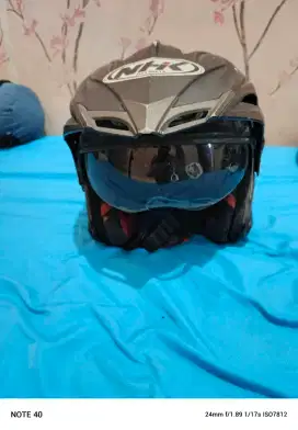 Helm NHK Predator