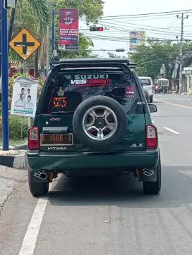 Suzuki Escudo jlx barang antik klasik sport