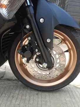 Nmax 2022 low km antik