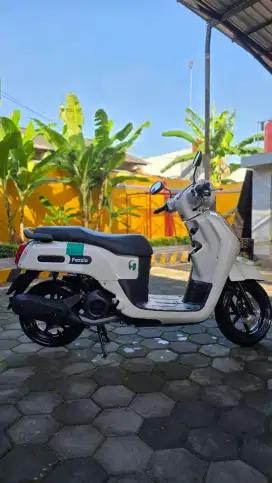 Yamaha Fazzio Hybrid 2022  KM 7k istimewa