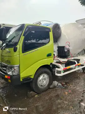 Dijual Truk Mixer Hino Dutro thn 2018