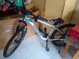 Sepeda Wimcycle Storm 27,5inch