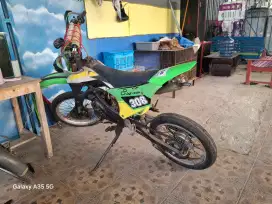 Motor Trail.dengan mesin suzuki satria