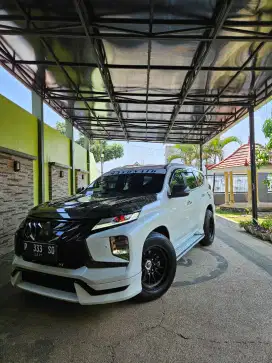 Mitsubishi Pajero Sport Dakar 4x2
