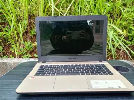 Laptop Asus X441B
Processor Amd A4-9125
