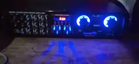 Ampli karaoke fleco baru bli jual lagi bu.
