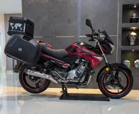 Suzuki Inazuma 250