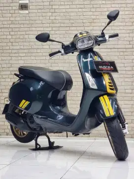 TERMURAH‼️ Vespa Sprint 150 2020 Racing Sixties - Dava Mustika