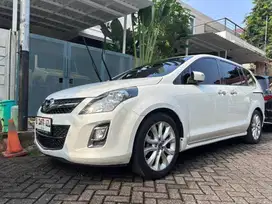 Mazda 8 tahun 2012 putih tgn pertama