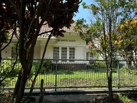 Jl. Putri Lengkong Bandung Dijual Rumah Siap huni