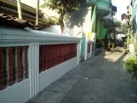 Disewakan Rumah Tingkat di Koja Jakut