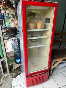 Jual showcase rsa