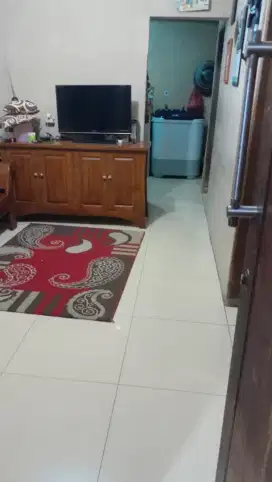 RUMAH 50 METER RAPIH SIAP HUNI JURANGMANGU TIMUR - POMDOK AREN