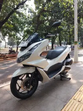 CASH KREDIT DP MINIM 2.500 HONDA PCX 160 CBS ISS THN 2021 PAJAK IDUP