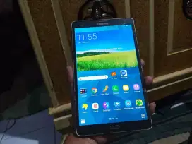 Super Tipis setipis buku
Samsung Galaxy Tab S - SM-T705