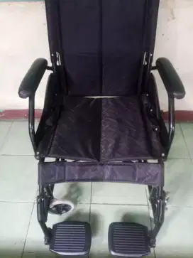 kursi roda pasien merk GEA