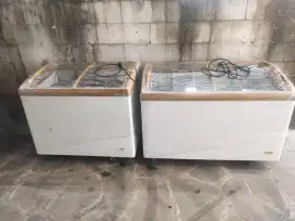Frezer sleding like new